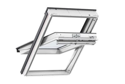 GGL UK08 2070 134x140 White Painted Velux Window